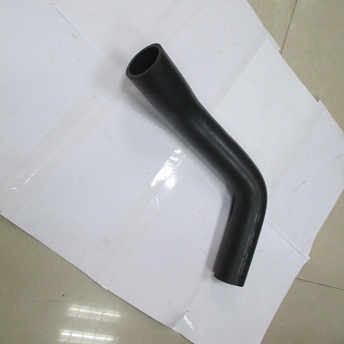 Compatível com Hyundai Escavadora R130-3 Mangueira de água inferior 11E3-4005